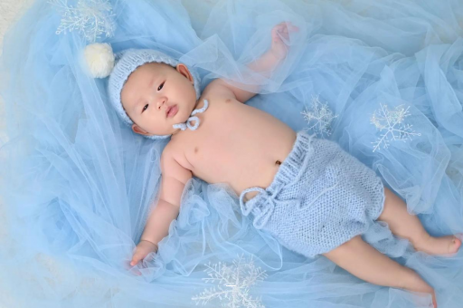 武汉供卵试管机构两个半月宝宝发育标准